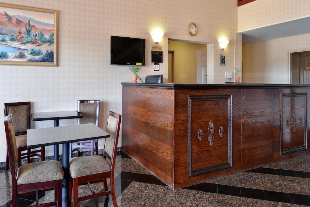 Americas Best Value Inn Westmorland Buitenkant foto