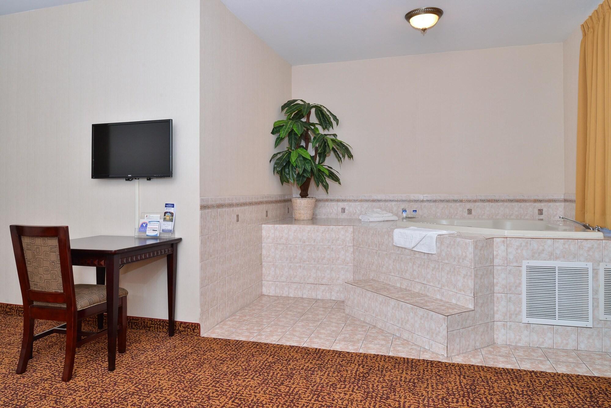 Americas Best Value Inn Westmorland Buitenkant foto