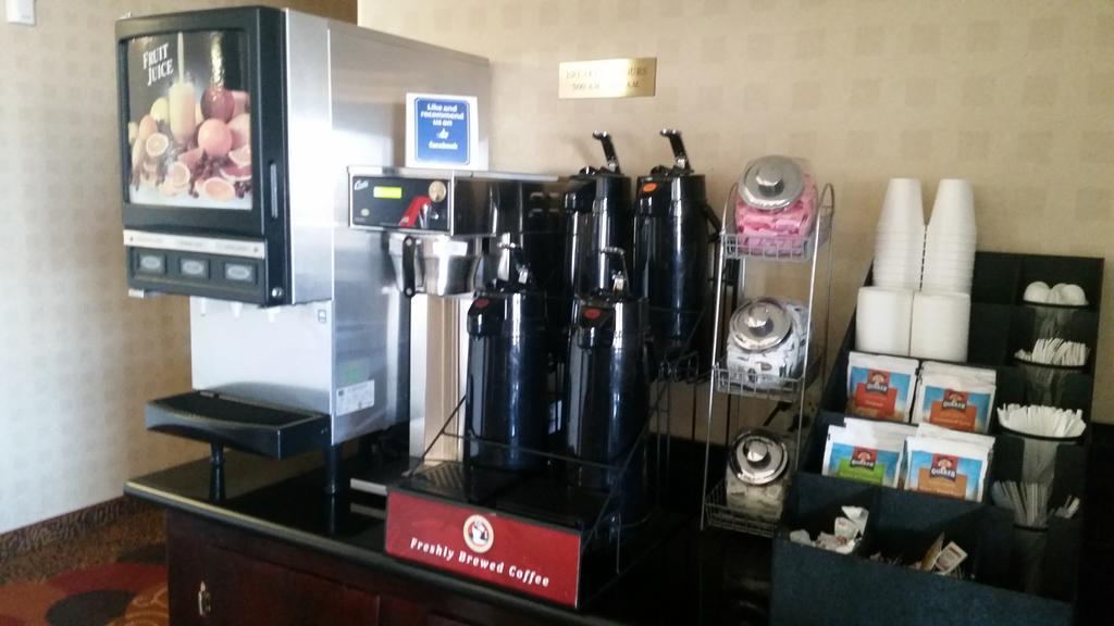 Americas Best Value Inn Westmorland Buitenkant foto