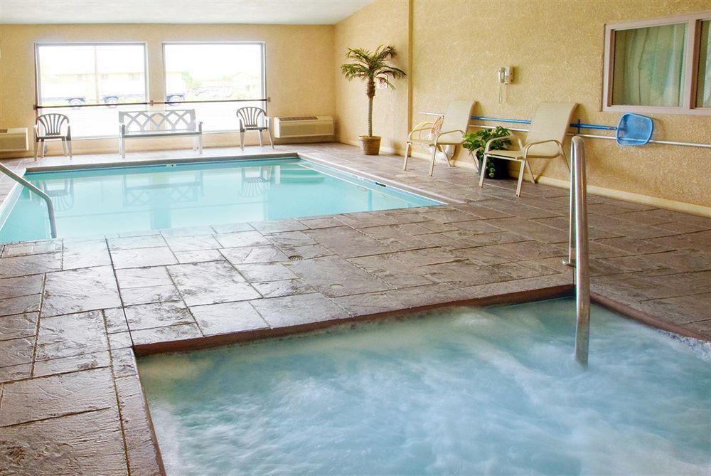 Americas Best Value Inn Westmorland Buitenkant foto