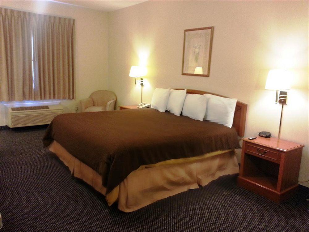 Americas Best Value Inn Westmorland Buitenkant foto